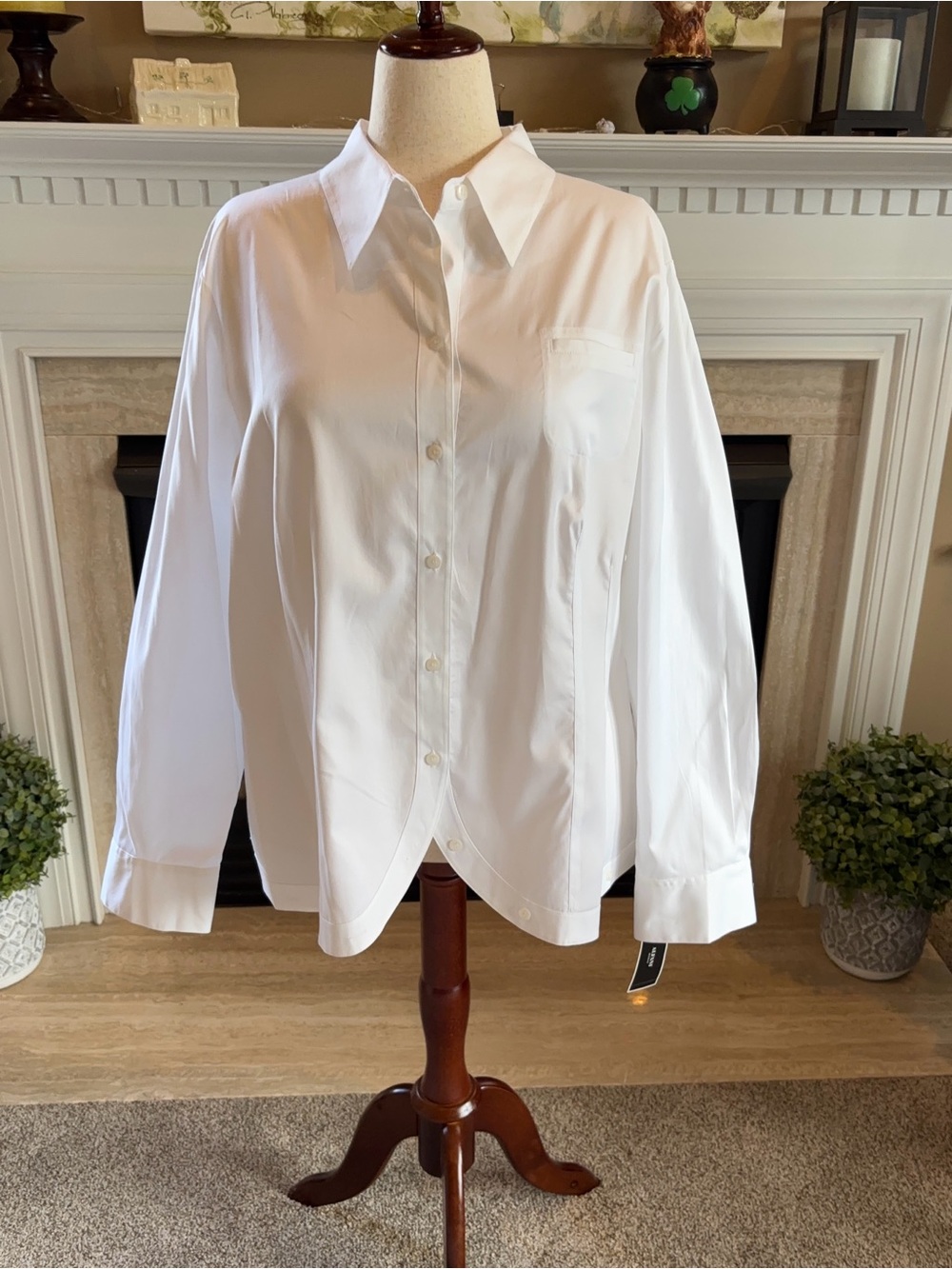 *NEW* Alfani Woman White 100% Cotton Button Shirt Curved Front - Size 24W